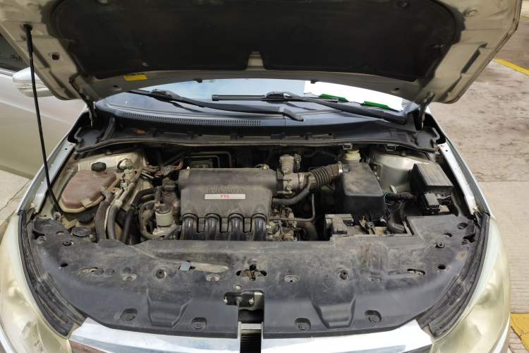 Used BYD Surui 2012 1.5L Manual Comfort Edition Engine Bay