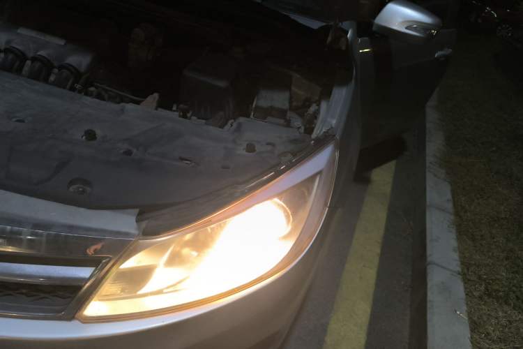 Used BYD Surui 2012 1.5L Manual Comfort Edition Engine Bay Left