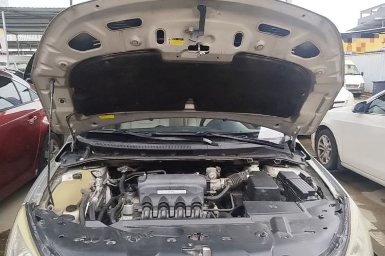 Used BYD Surui 2012 1.5L Manual Luxury Version Engine Bay