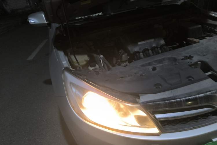 Used BYD Surui 2012 1.5L Manual Comfort Edition Engine Bay Right