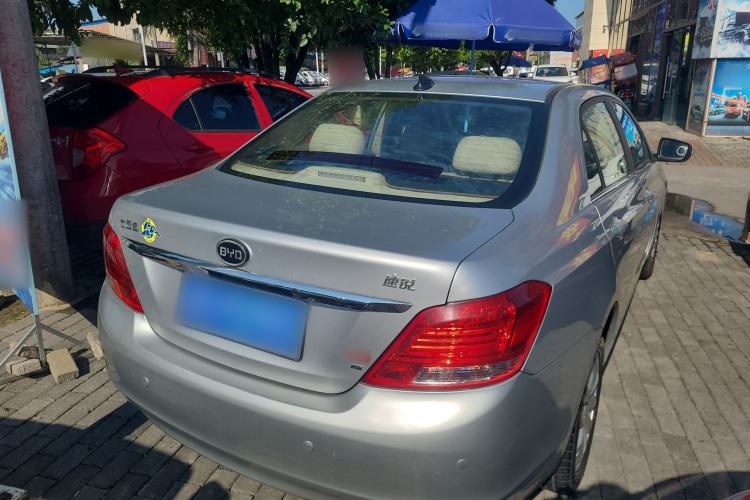 Used BYD Surui 2012 1.5TID Automatic Luxury Version Exterior 3