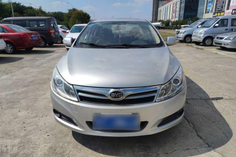 Used BYD Surui 2012 1.5L Manual Luxury Version Front
