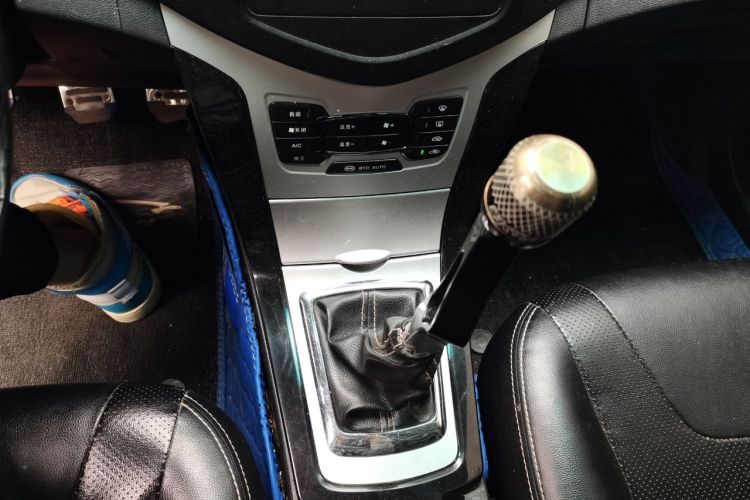 Used BYD Surui 2012 1.5L Manual Comfort Edition Gear Lever