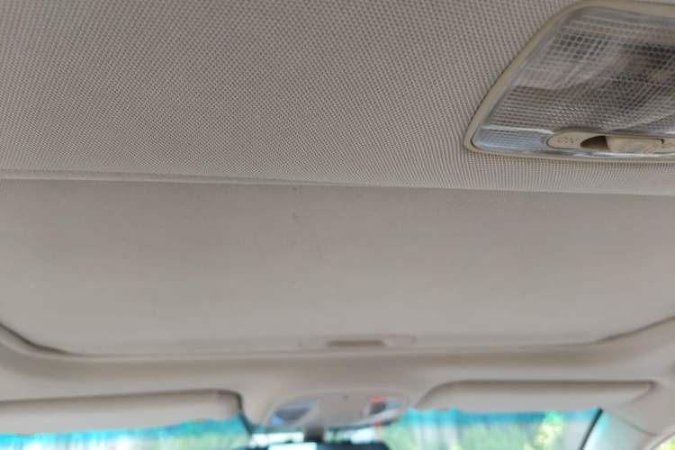 Used BYD Surui 2012 1.5TID Automatic Luxury Version Headliner