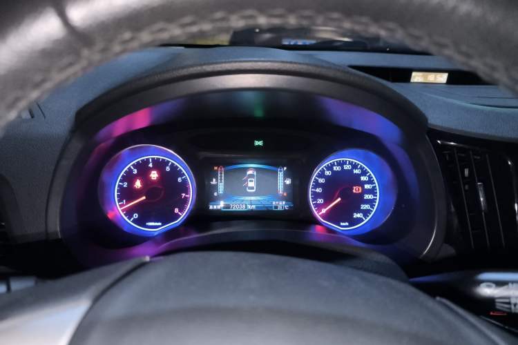 Used BYD Surui 2012 1.5L Manual Comfort Edition Instrument Cluster