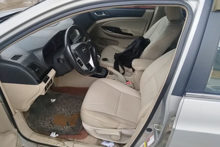 Used BYD Surui 2012 1.5L Manual Luxury Version Left Front Seat