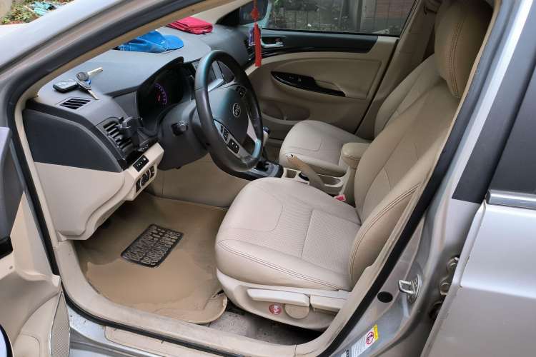 Used BYD Surui 2012 1.5L Manual Luxury Version Left Front Seat