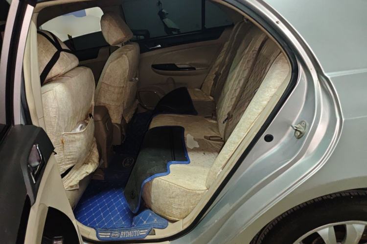 Used BYD Surui 2012 1.5L Manual Luxury Version Left Rear Seat