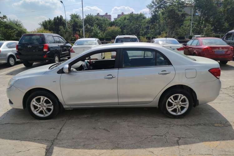 Used BYD Surui 2012 1.5L Manual Luxury Version Left Side