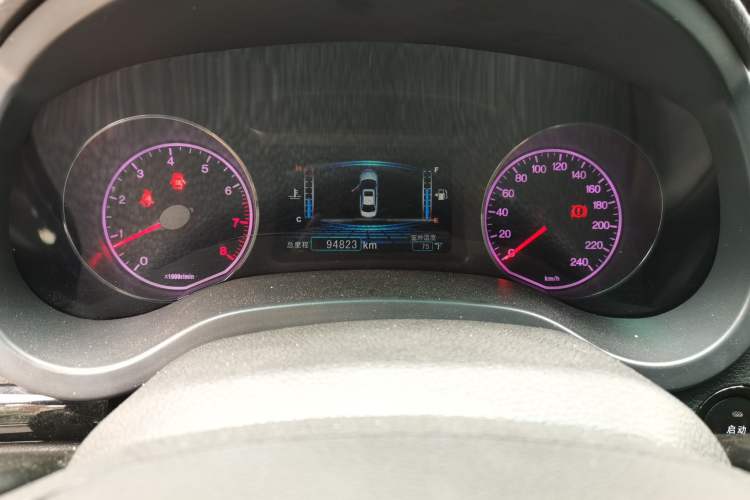 Used BYD Surui 2012 1.5L Manual Comfort Edition Odometer Close Up