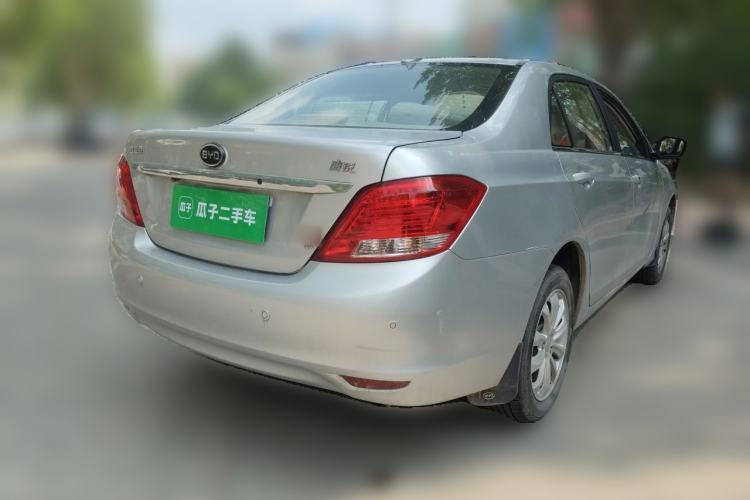 Used BYD Surui 2012 1.5TID Automatic Luxury Version Rear Right 45 Deg