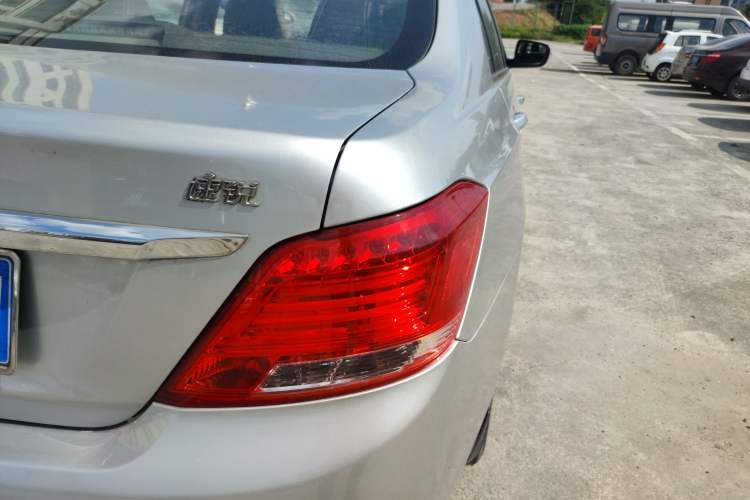 Used BYD Surui 2012 1.5L Manual Luxury Version Right Rear Taillight