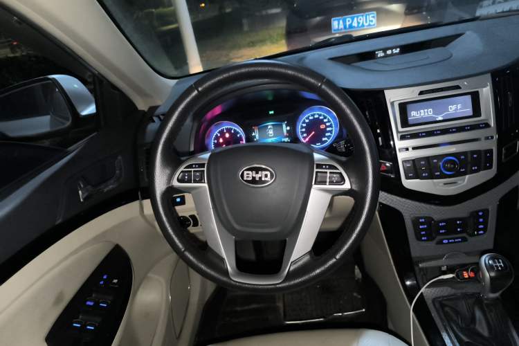 Used BYD Surui 2012 1.5L Manual Comfort Edition Steering Wheel
