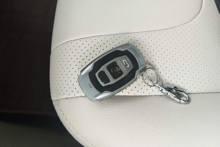 Used BYD Surui 2012 1.5L Manual Luxury Version Vehicle Key