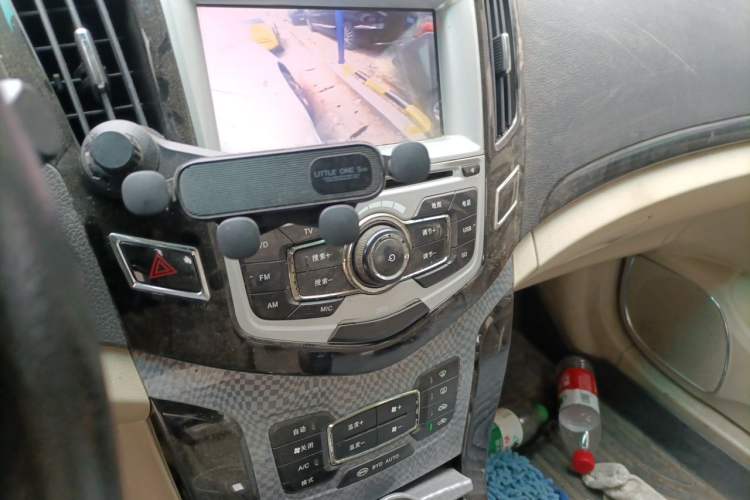 Used BYD Surui 2012 1.5L Manual Luxury Version Audio And AC Panel