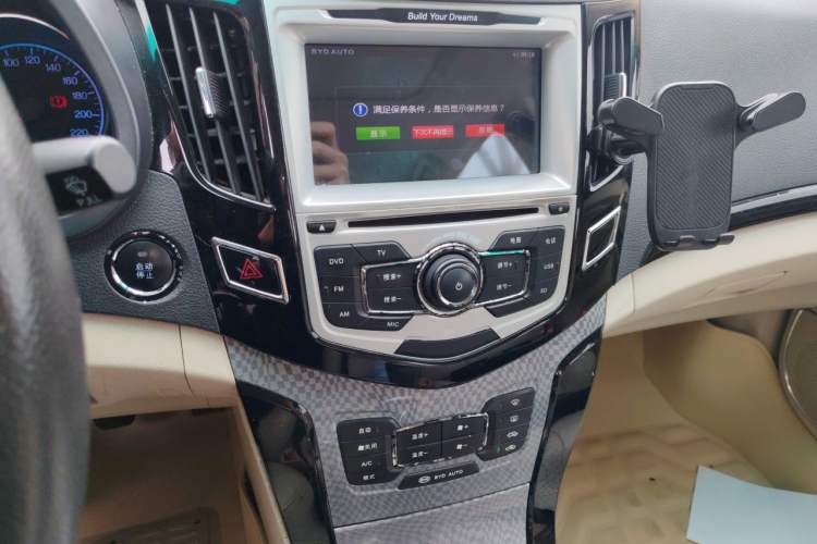 Used BYD Surui 2012 1.5L Manual Luxury Version Audio And AC Panel