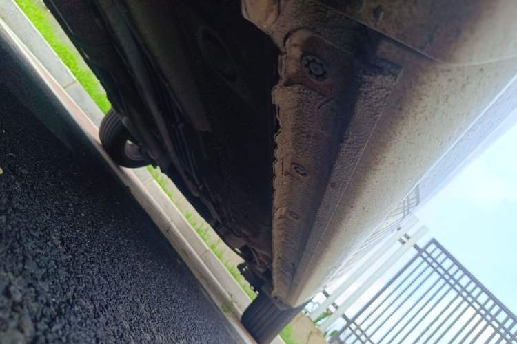 Used BYD Surui 2012 1.5L Manual Comfort Edition Chassis Front Left