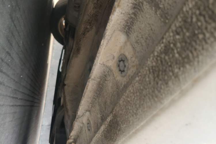 Used BYD Surui 2012 1.5L Manual Comfort Edition Chassis Front Right