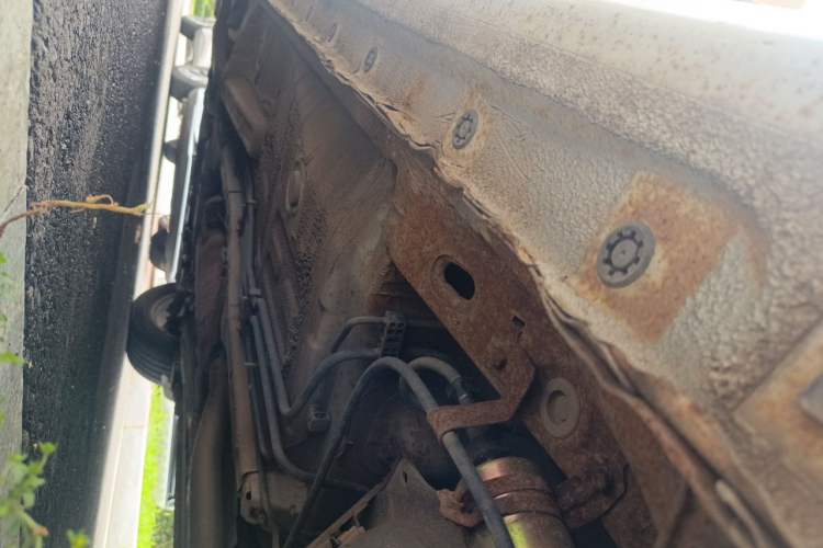 Used BYD Surui 2012 1.5L Manual Comfort Edition Chassis Rear Left