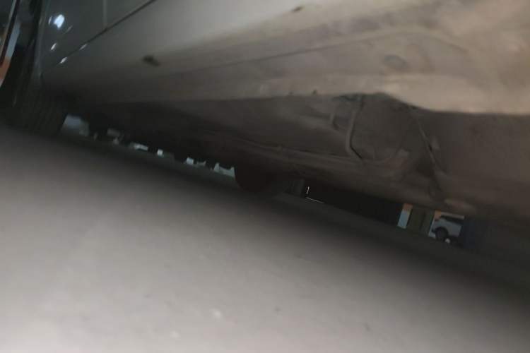 Used BYD Surui 2012 1.5TID Automatic Luxury Version Chassis Rear Left