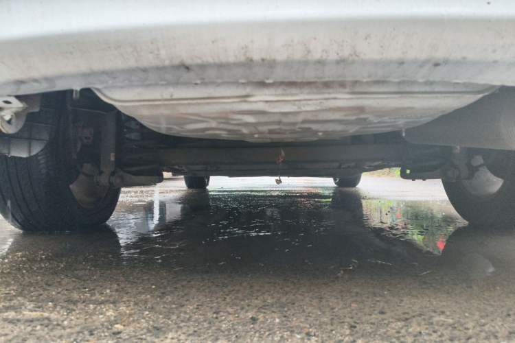 Used BYD Surui 2012 1.5TI Manual Luxury Version Chassis Rear