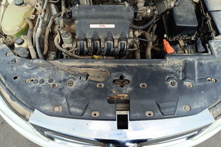 Used BYD Surui 2012 1.5L Manual Comfort Edition Engine Bay
