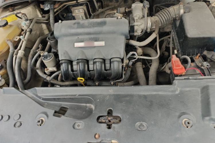 Used BYD Surui 2012 1.5L Manual Luxury Version Engine Bay