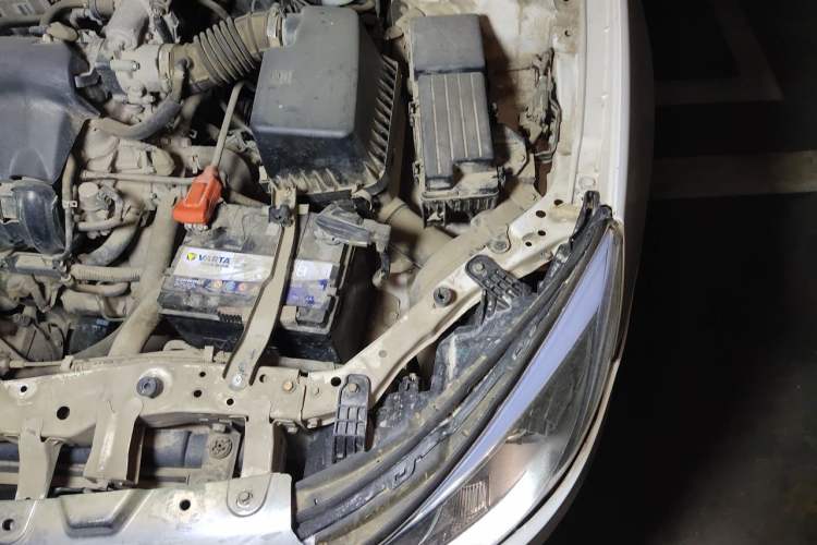 Used BYD Surui 2012 1.5L Manual Comfort Edition Engine Bay Left
