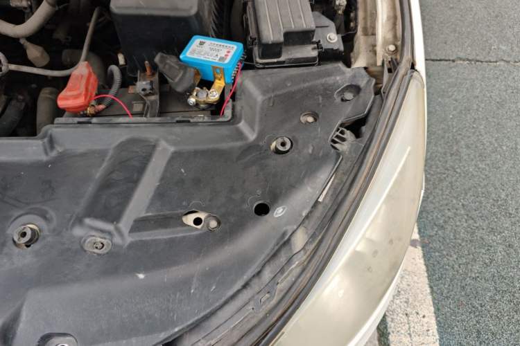 Used BYD Surui 2012 1.5L Manual Luxury Version Engine Bay Left