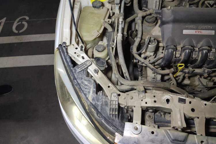 Used BYD Surui 2012 1.5L Manual Comfort Edition Engine Bay Right