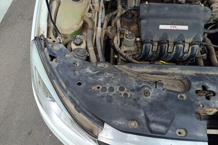 Used BYD Surui 2012 1.5L Manual Comfort Edition Engine Bay Right