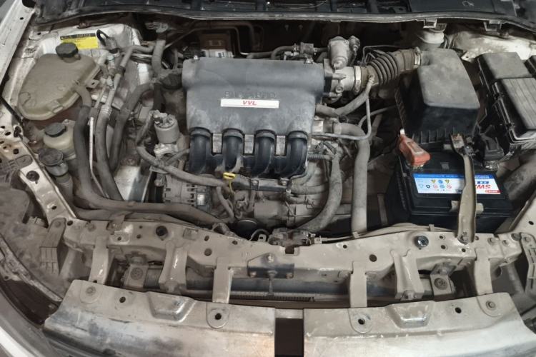 Used BYD Surui 2012 1.5L Manual Luxury Version Engine Bay