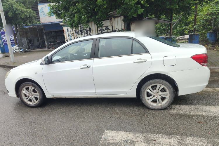 Used BYD Surui 2012 1.5L Manual Luxury Version Exterior 3