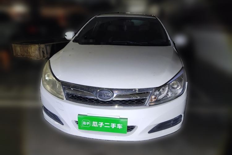 Used BYD Surui 2012 1.5L Manual Comfort Edition Front