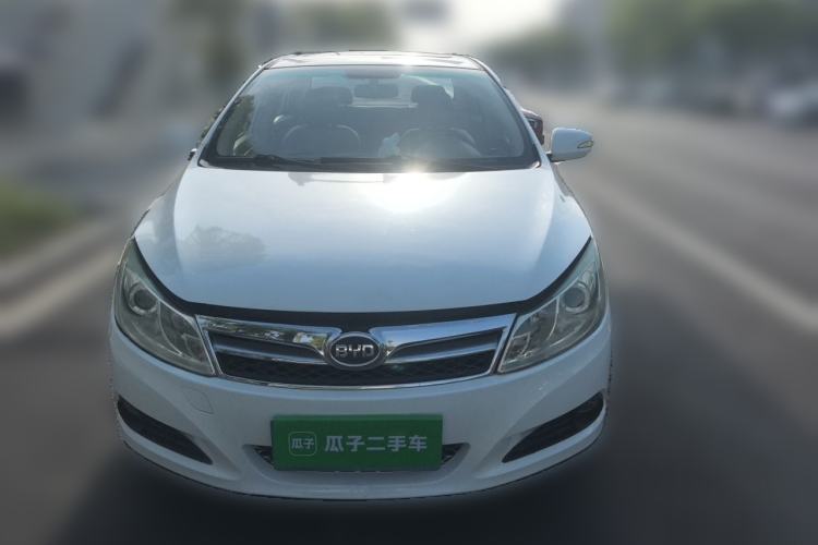 Used BYD Surui 2012 1.5TID Automatic Luxury Version Front