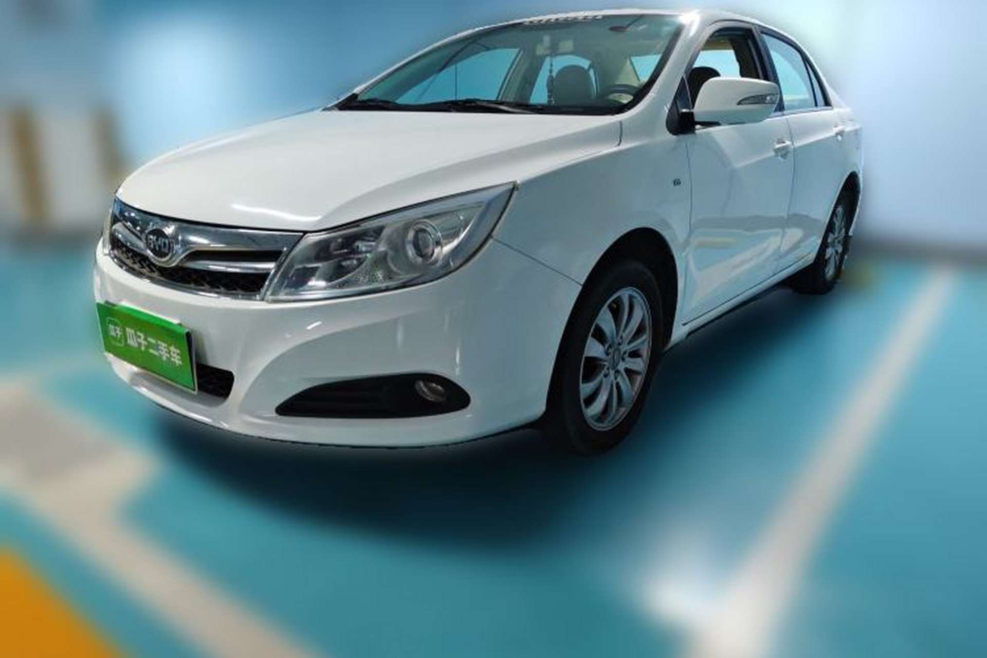 Used BYD Surui 2012 1.5L Manual Luxury Version Front Left 45 Deg
