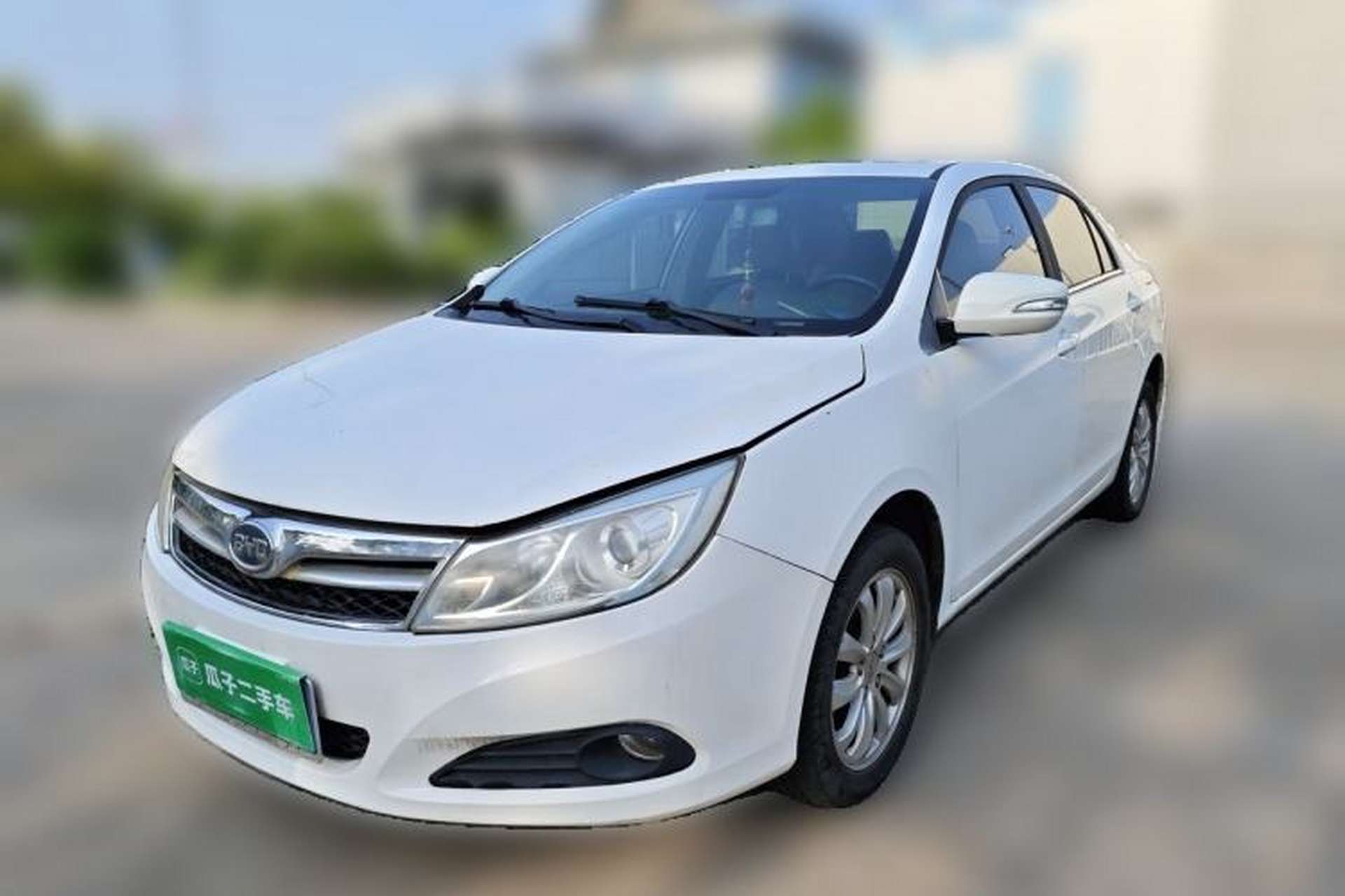 Used BYD Surui 2012 1.5L Manual Luxury Version Front Left 45 Deg