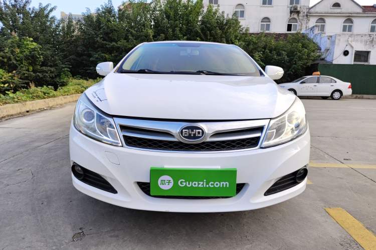 Used BYD Surui 2012 1.5L Manual Luxury Version Front