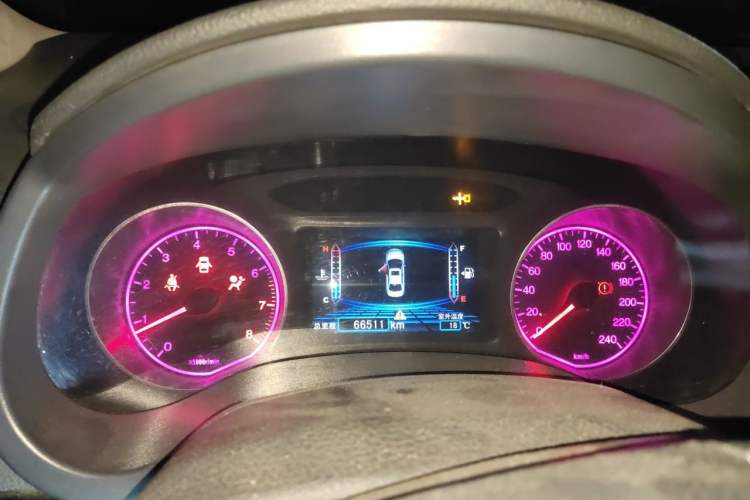 Used BYD Surui 2012 1.5L Manual Comfort Edition Instrument Cluster