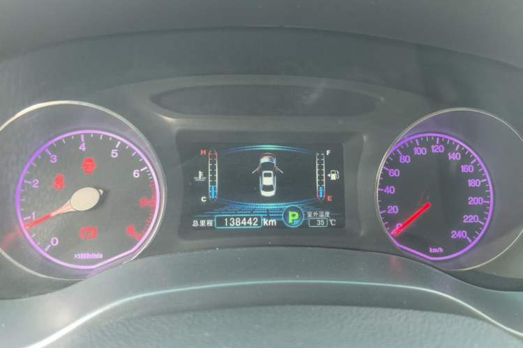 Used BYD Surui 2012 1.5TID Automatic Luxury Version Instrument Cluster