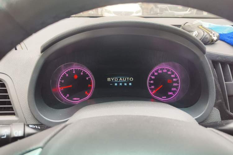 Used BYD Surui 2012 1.5L Manual Luxury Version Instrument Cluster