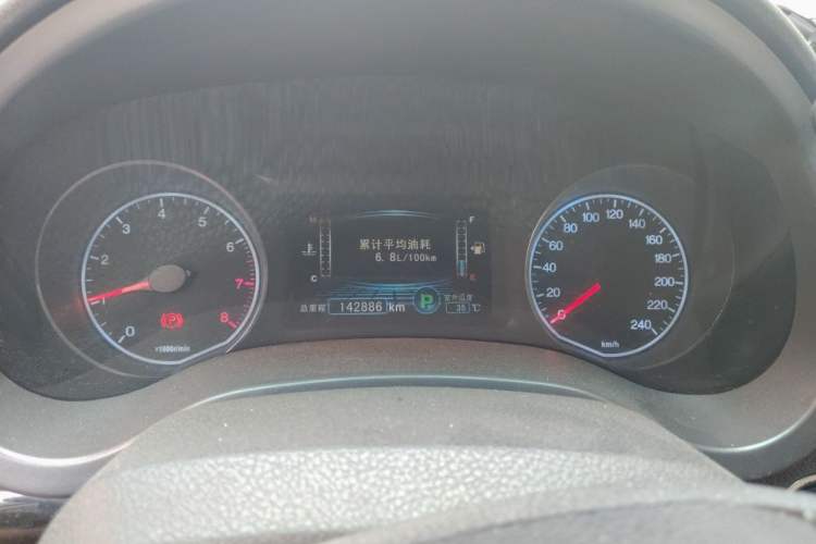 Used BYD Surui 2012 1.5TID Automatic Luxury Version Instrument Cluster