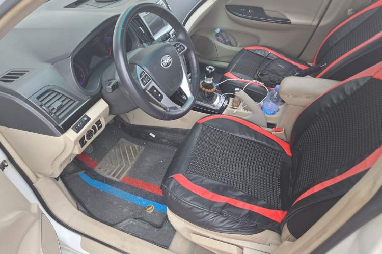 Used BYD Surui 2012 1.5TI Manual Comfort Version Left Front Seat