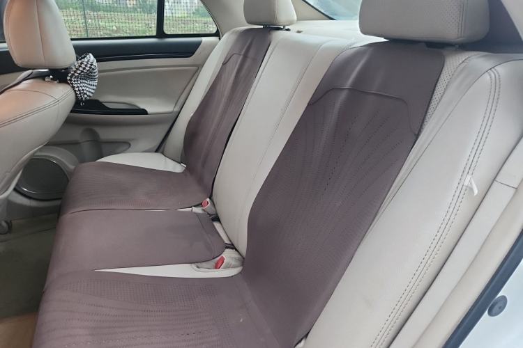 Used BYD Surui 2012 1.5TI Manual Comfort Version Left Rear Seat