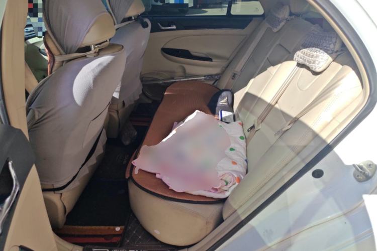 Used BYD Surui 2012 1.5TID Automatic Luxury Version Left Rear Seat