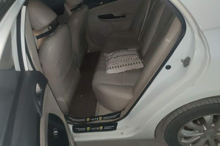 Used BYD Surui 2012 1.5TID Automatic Luxury Version Left Rear Seat