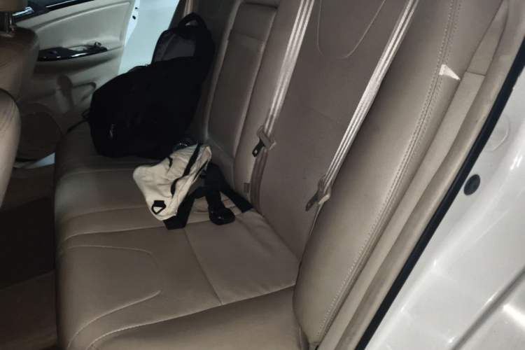 Used BYD Surui 2012 1.5L Manual Luxury Version Left Rear Seat