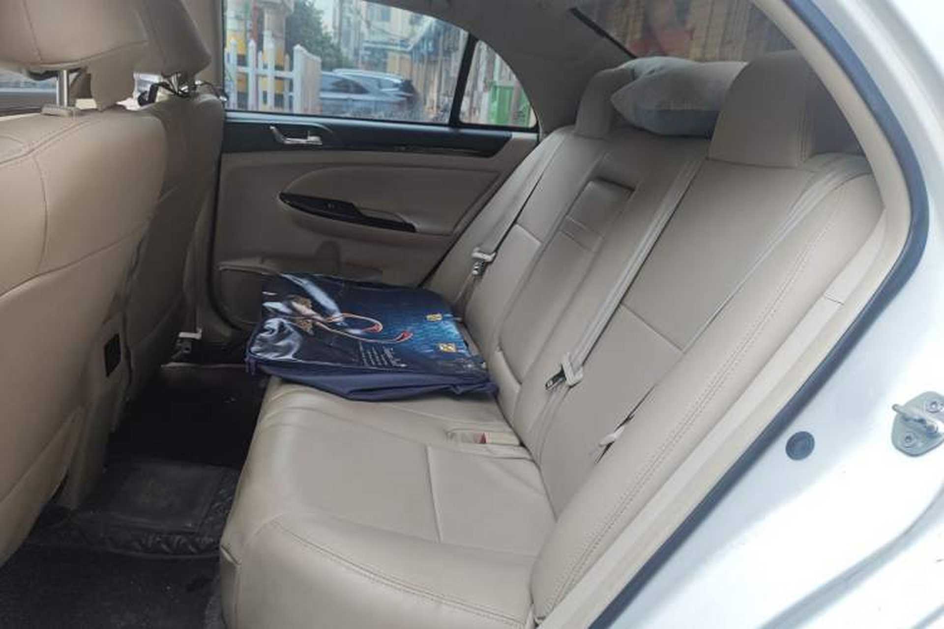 Used BYD Surui 2012 1.5TID Automatic Luxury Version Left Rear Seat