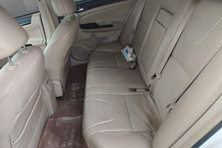 Used BYD Surui 2012 1.5L Manual Luxury Version Left Rear Seat