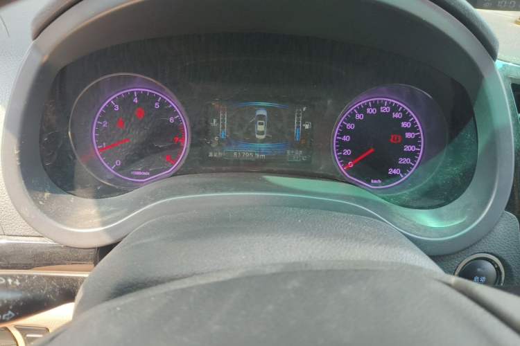 Used BYD Surui 2012 1.5L Manual Comfort Edition Odometer Close Up